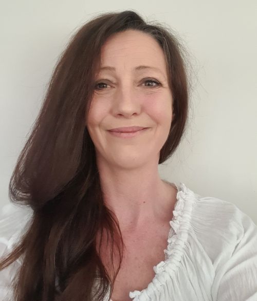 Portrait photo of Lisa Persson, co-founder of Cohering Community