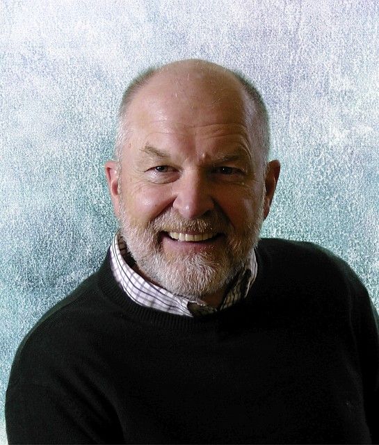 Portrait photo of of Richard Schultz founder of Cohering Community