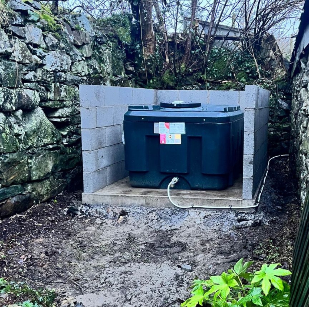 oil storage tank install