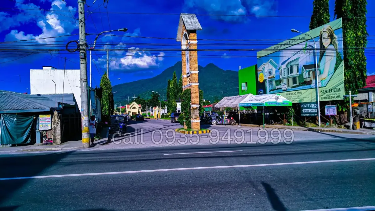 Ponteverde de Sto Tomas Batangas Main entrance from National Hiway