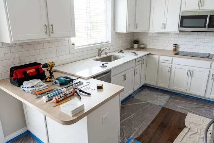 What to Expect During a One-Day Quartz Countertop Resurfacing Appointment