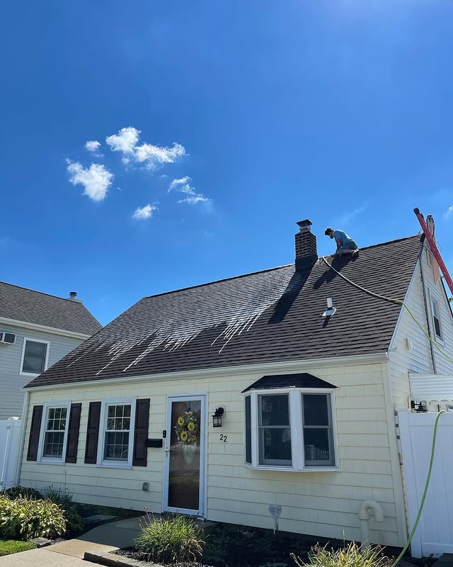 Roof Washing in Babylon
