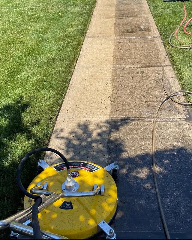 Pressure Washing in Babylon
