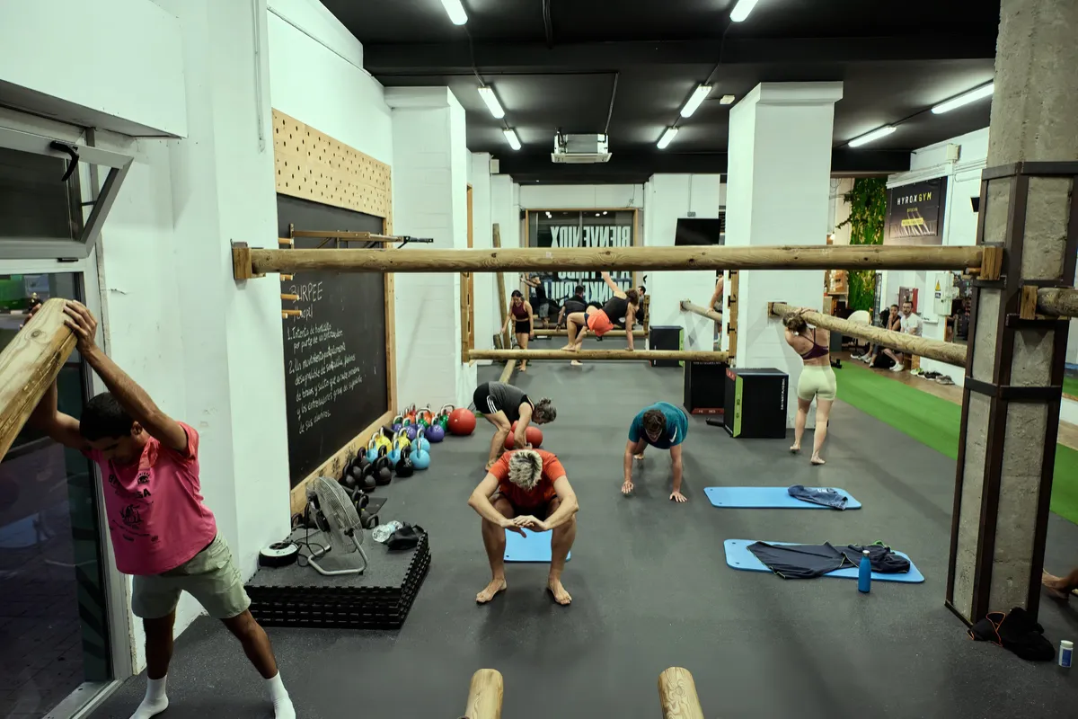 Entrenamiento en la sala de Monkey Pull Campanar.