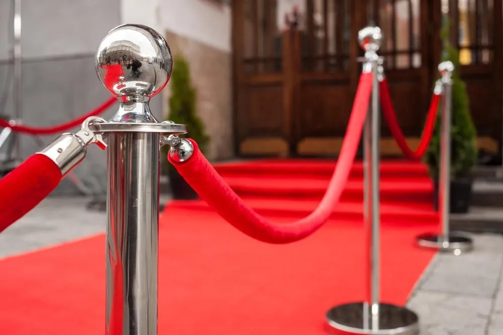 six white sticky notes