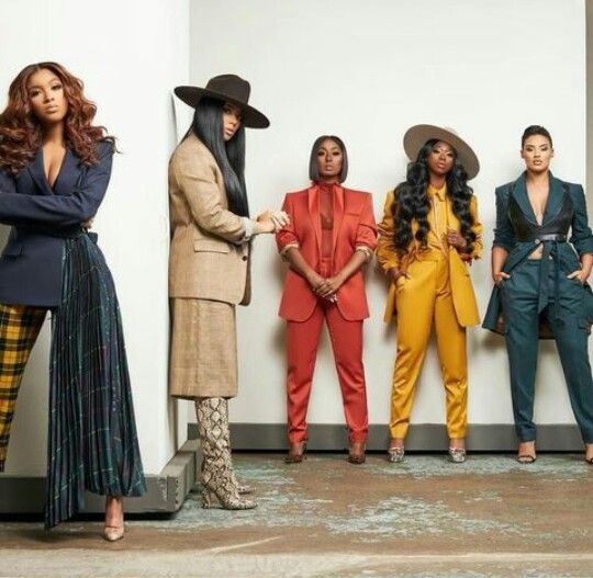 white cherry blossom in close up photography