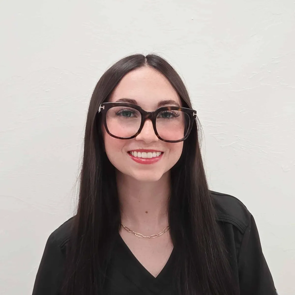 Fouzya Essehli, Esthetician, Certified Acne Expert