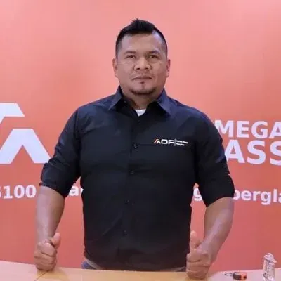 Orlando Natareno | President