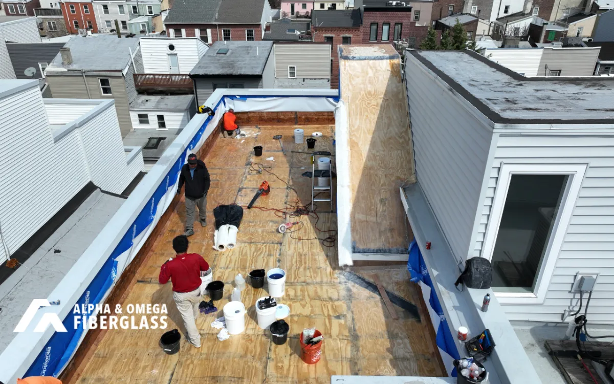 roof thickness shown through fiberglass layers on a roofing surface
