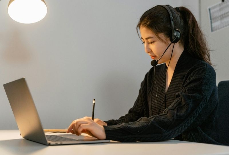 Remote Teams Done Right: How to Manage an Outsourced Team Like a Pro