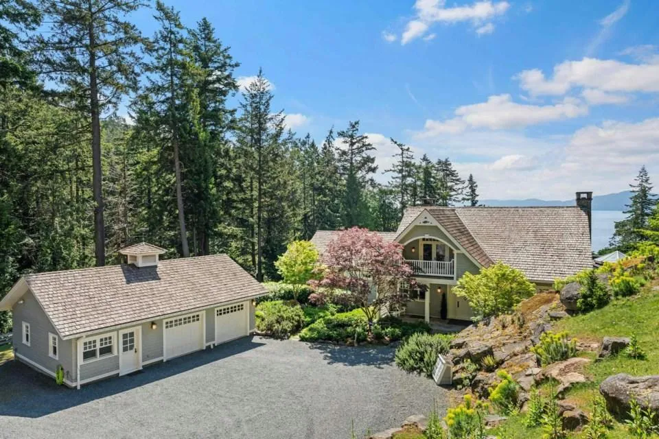 Oceanfront B.C. Home With Indoor Floor Hockey Rink Shows the Power of Lifestyle Real Estate