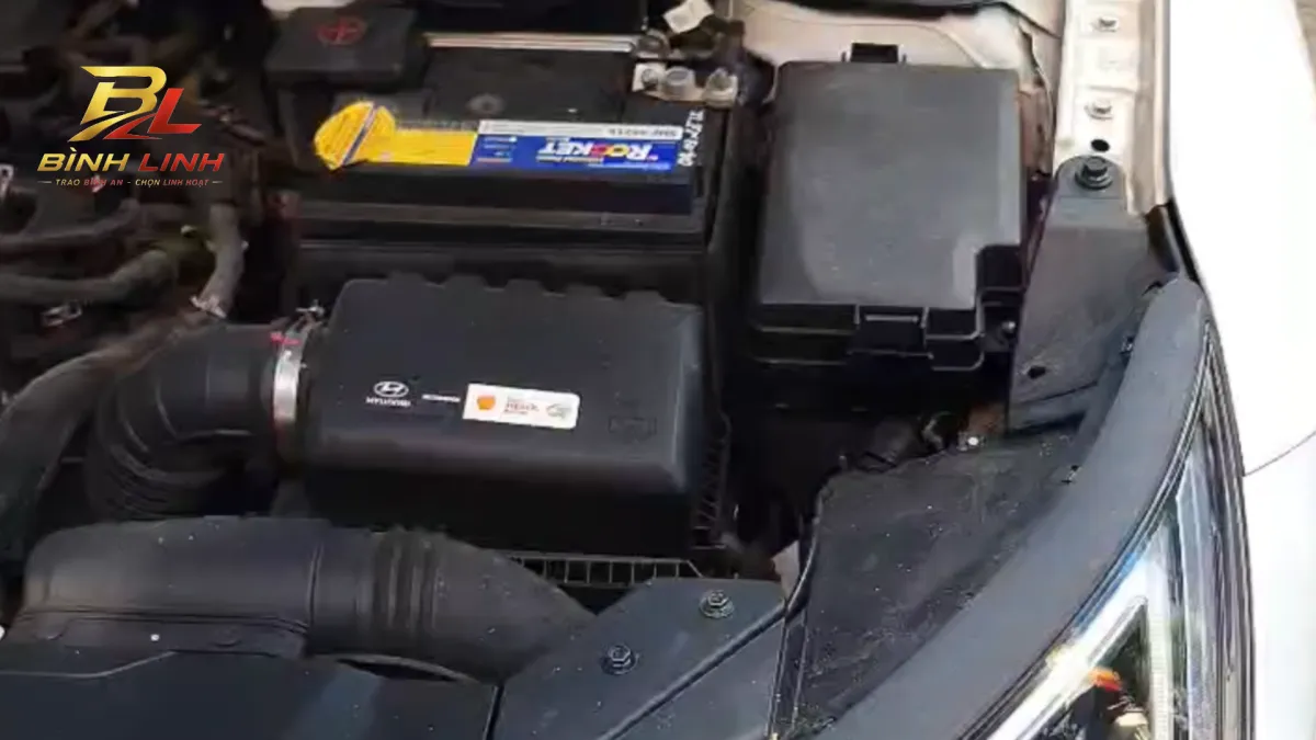XE ĐIỆN ĐỖ LÂU NGÀY: LỐP VÀ ẮC QUY 12V BỊ GÌ?