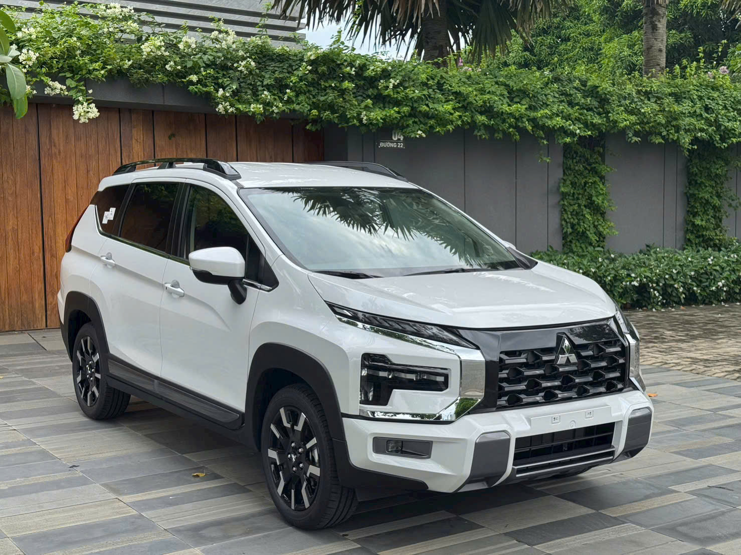 Lốp Mitsubishi Xpander loại nào êm hơn zin? Cách chọn đúng