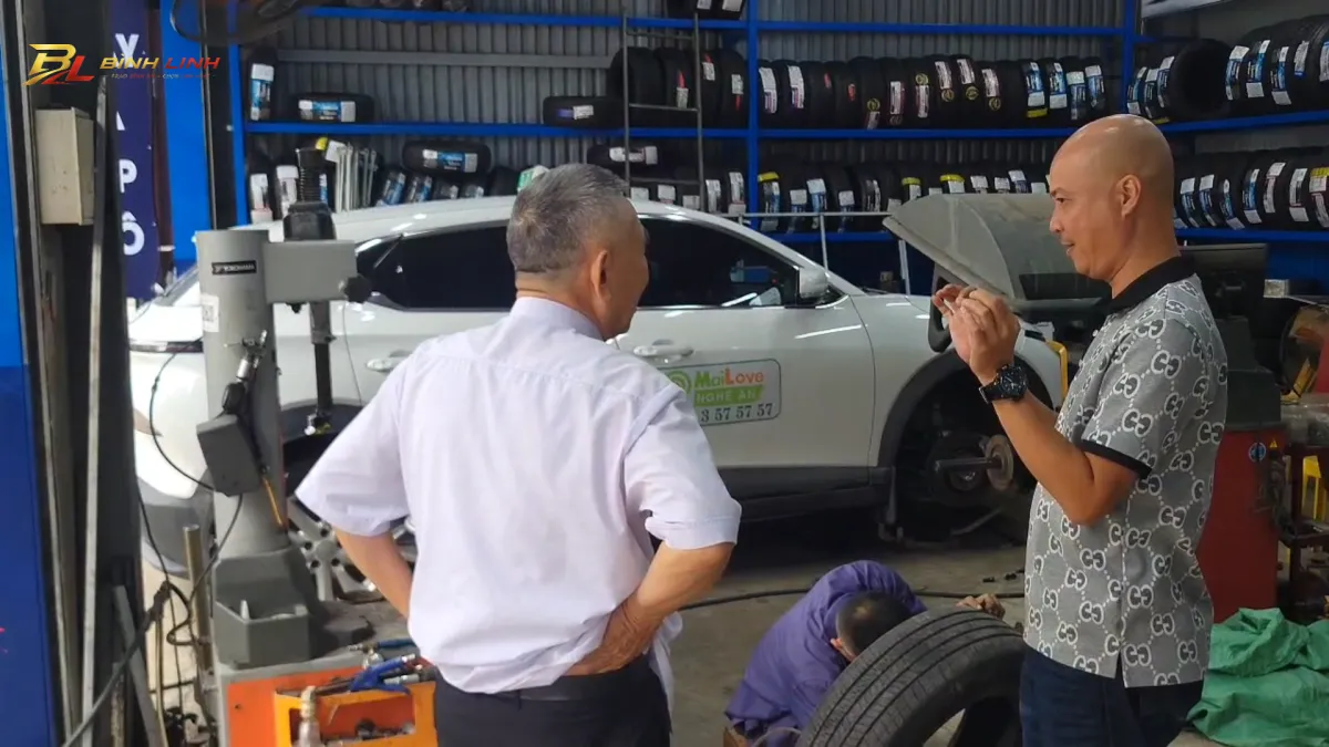Lốp Cho Xe Chạy Dịch Vụ — Chọn Sao Cho Bền Và Hợp Chi Phí?