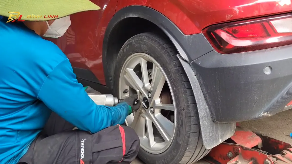 Lốp Xe Điện Đi Được Bao Nhiêu Km Thì Phải Thay?