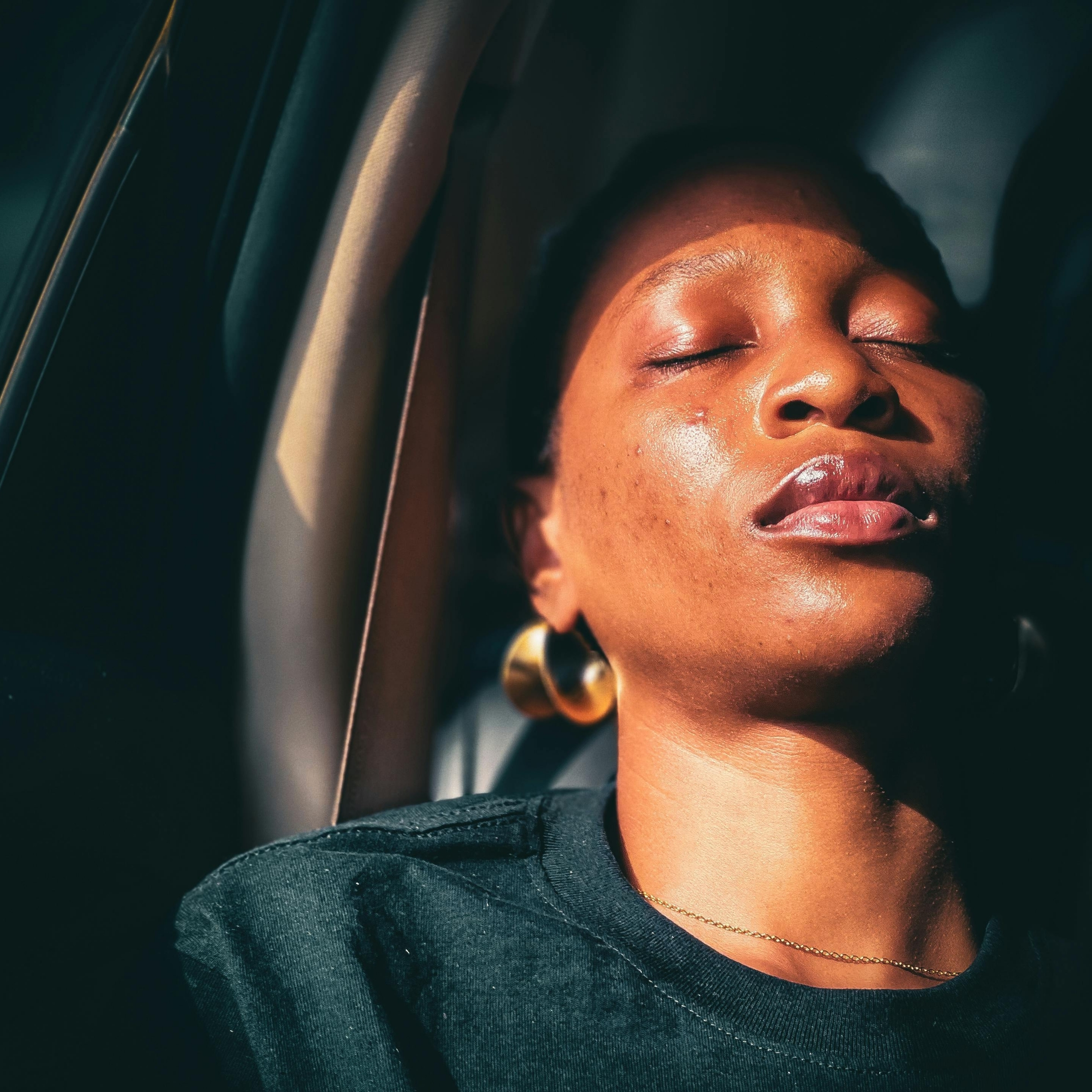 Women participating in habit challenge