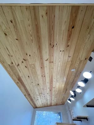 {{ custom_values.service_1 }} in {{custom_values.area_3})