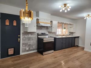 {{ custom_values.service_4 }} in {{custom_values.area_7})