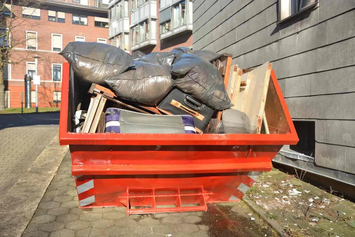 Eine Teilräumung in Frankfurt durch Biduch rund ums Haus