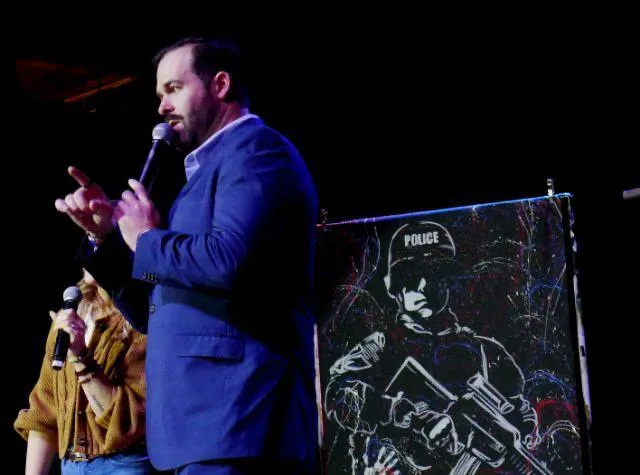 Headshot of Carlos Rivera