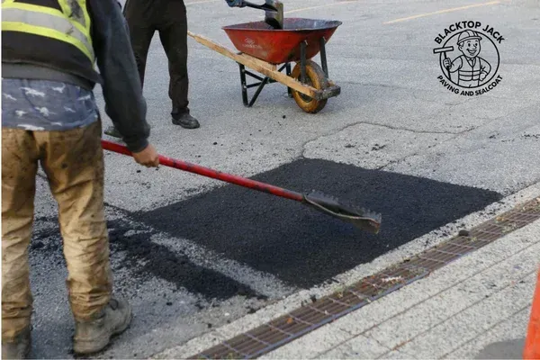 What Makes Asphalt Crack During Winter and Summer?