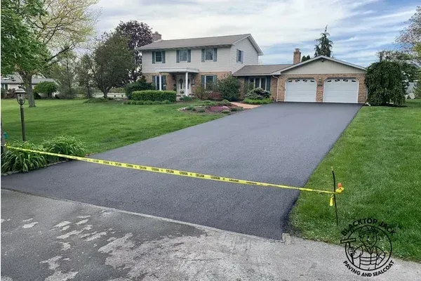driveway-maintenance-made-simple-homeowners-guide