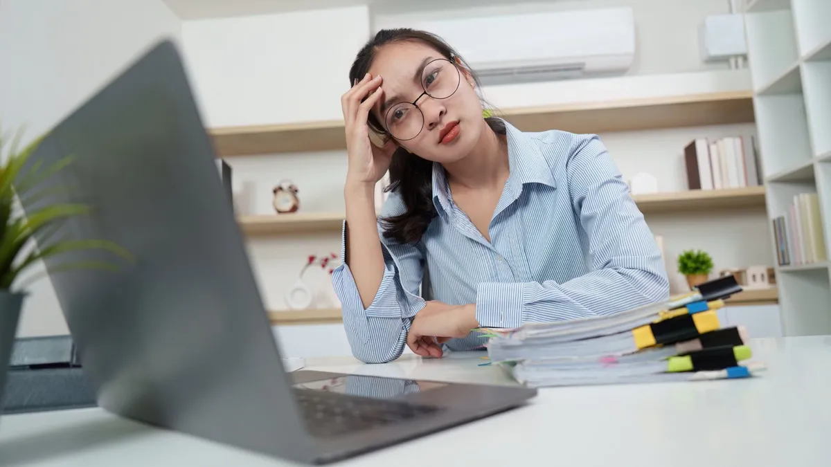 Can't Focus for Long? Mental Fatigue and Brain Fog After 40