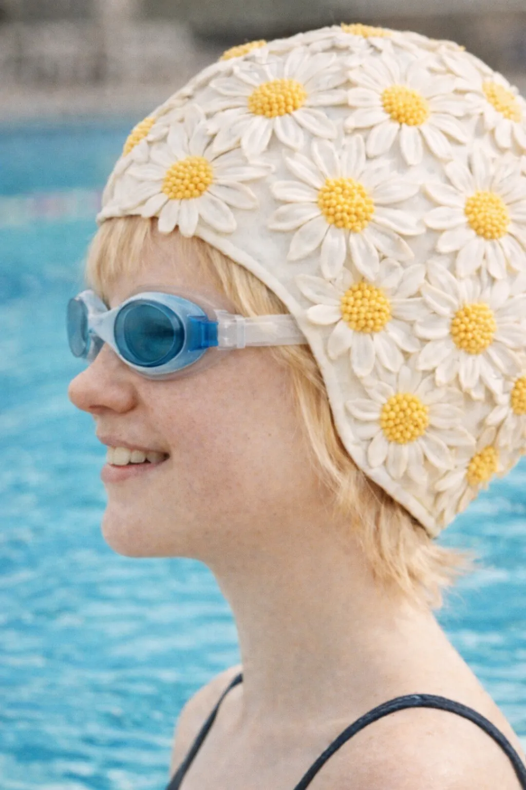 If We Still Taught Swimming Like the 70s… I’d Still Be Wearing This Hat 😅