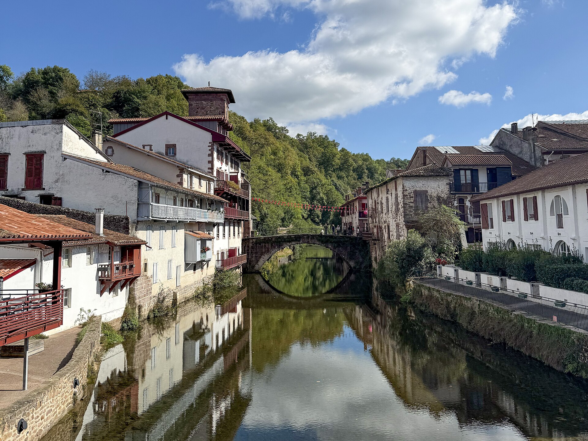 Paradis au Pays Basque - Locations saisonnières - Saint Jean Pied de Port