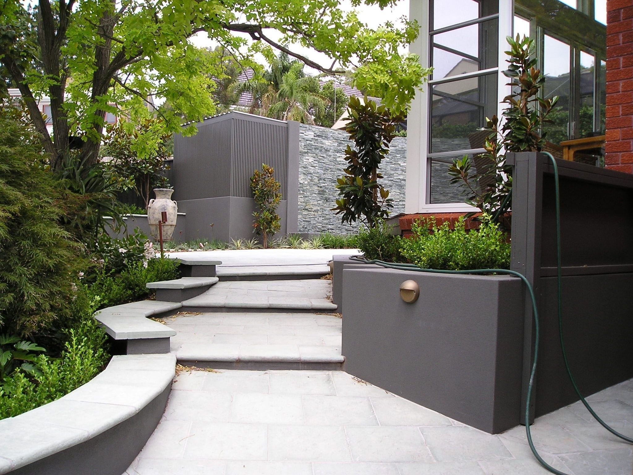 Mereweather Heights Courtyard