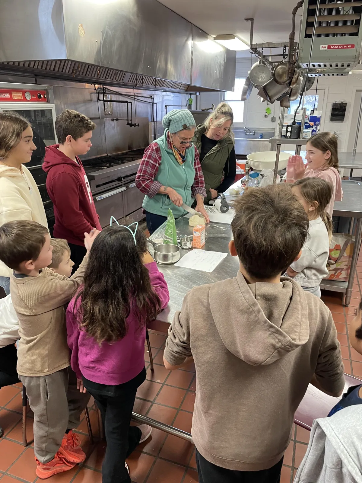 Young Leaders exploring in a hands-on project