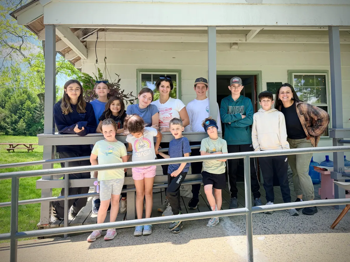 Mixed-age Apogee group learning together