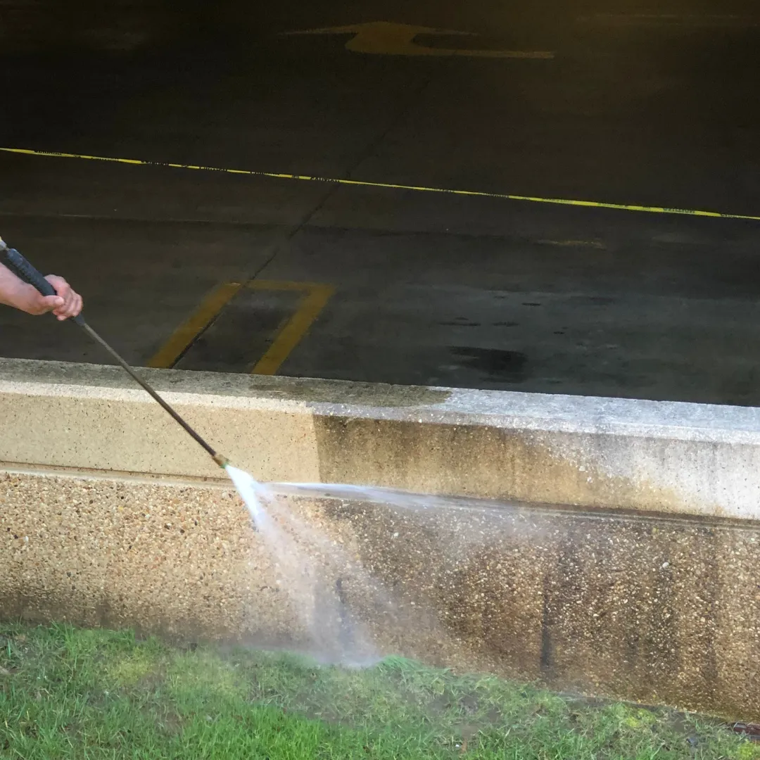 pressure washing Lusby MD, driveway pressure washing Lusby MD, sidewalk cleaning Lusby MD, patio pressure washing Lusby MD, concrete cleaning Southern Maryland, pressure washing Calvert County, pressure washing Southern Maryland