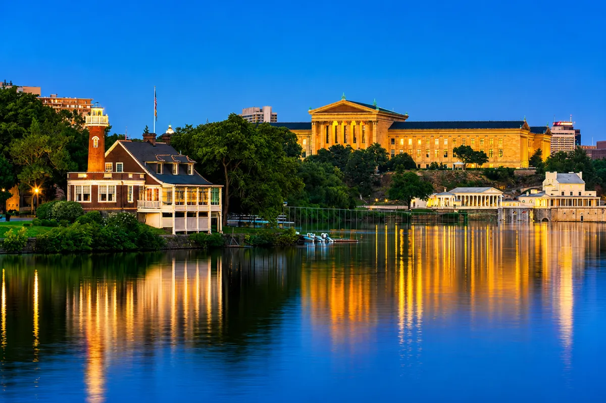 Fairmount / Art Museum: What It's Like to Live There