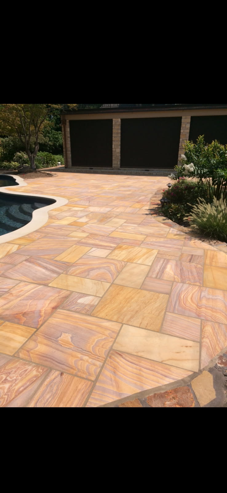 Pool Concrete Design for Walkway