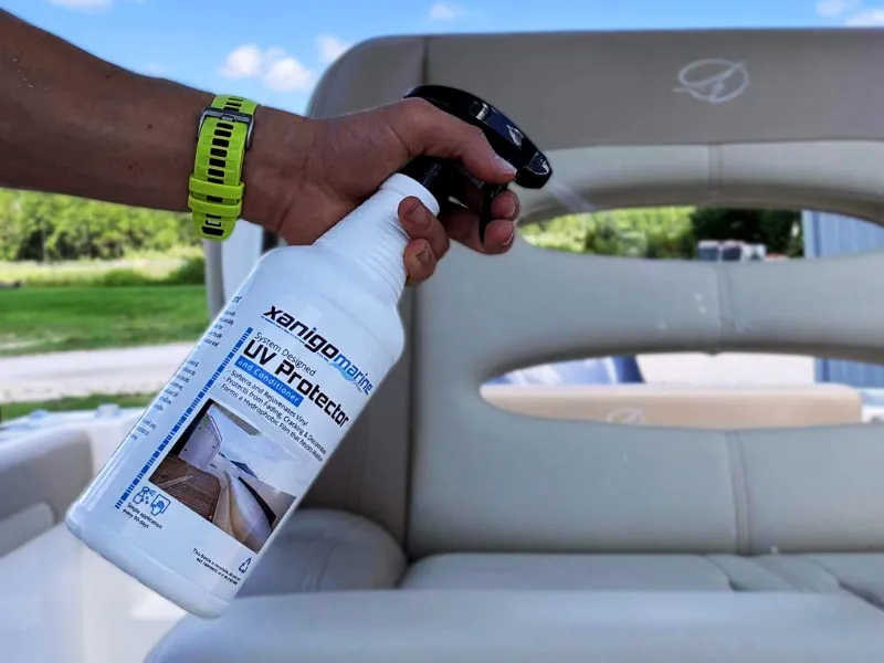 Vinyl Boat Seat Marintenance | Xanigo Marine Mold & Mildew Stain Remover