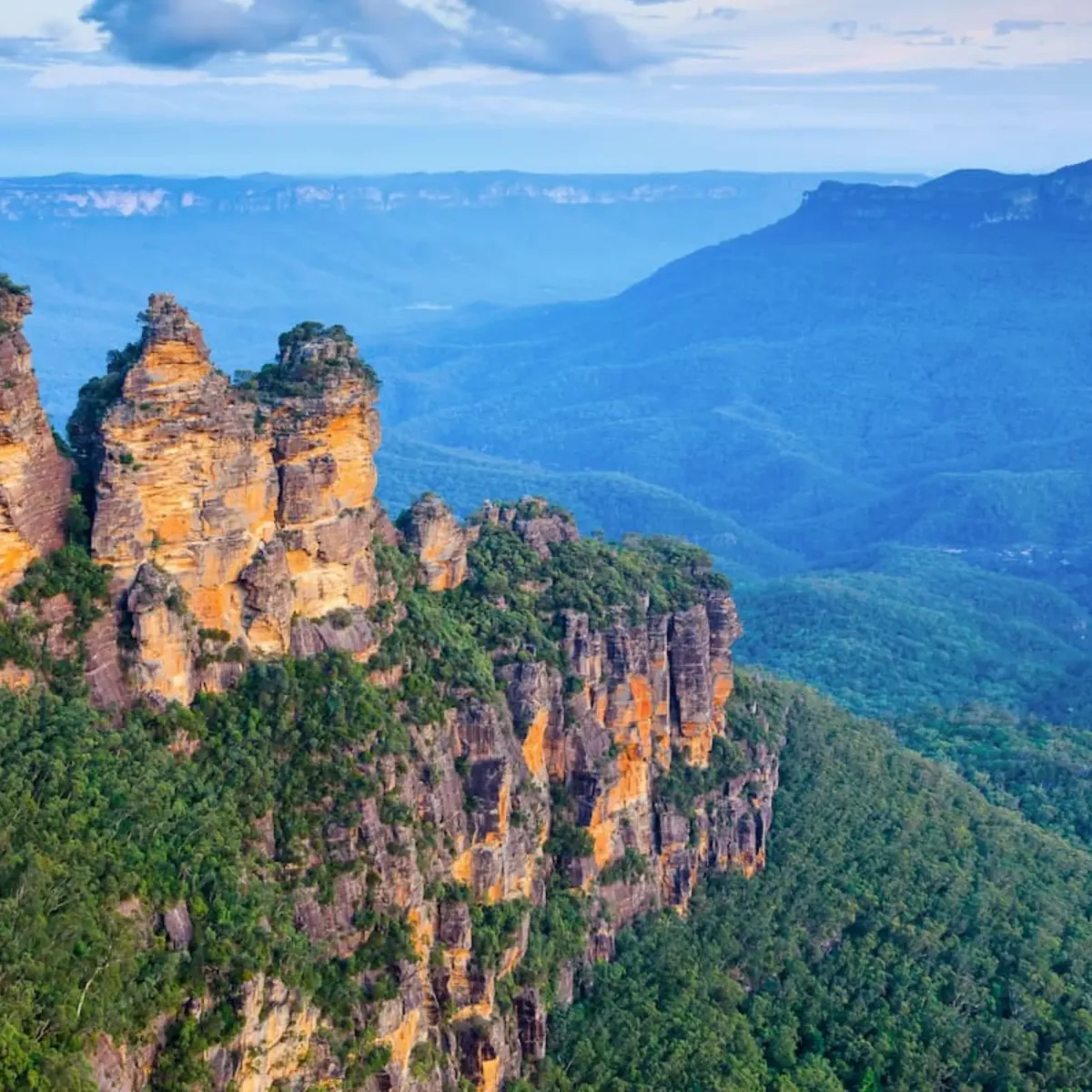 The Three Sisters rock formation in the Blue Mountains, highlighting High Demand Restoration’s flood and water damage restoration services across Western Sydney and the Greater Blue Mountains region.