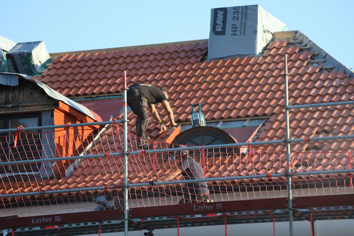 Construction Company in Alton building a new pitched roof