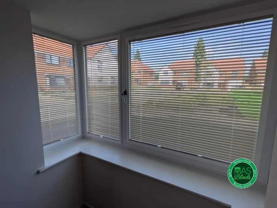 venetian blinds gravesham