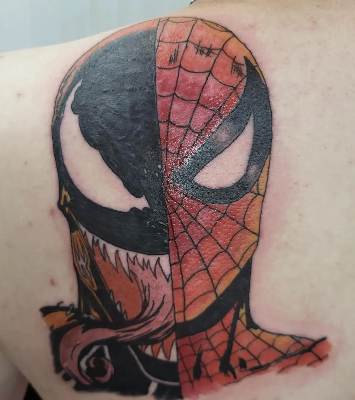 red white and black no smoking sign