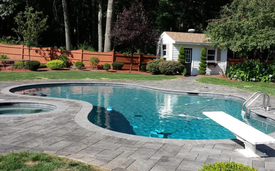 Philadelphia Concrete Pros builds and installs pool deck