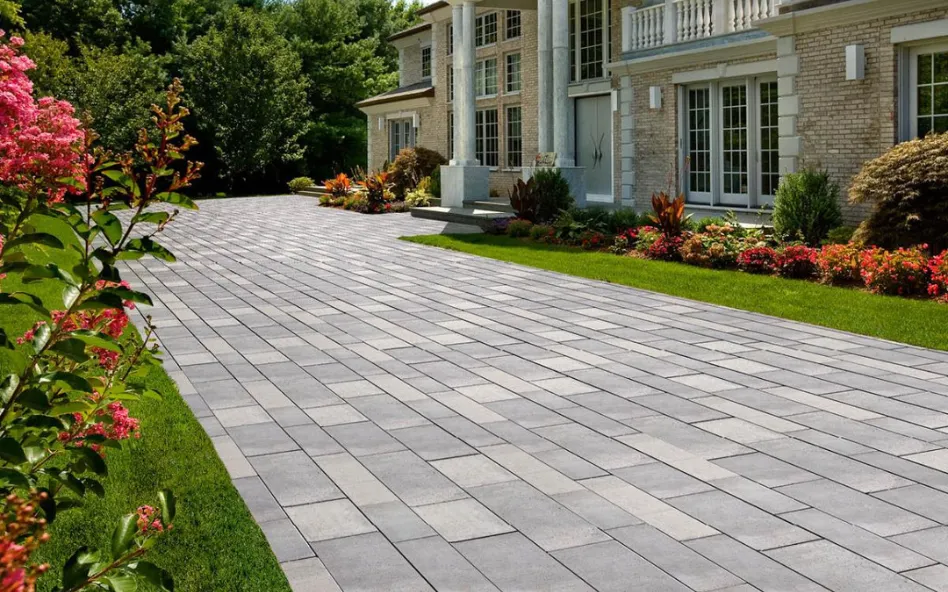 Philadelphia Concrete Pros builds and installs driveways.