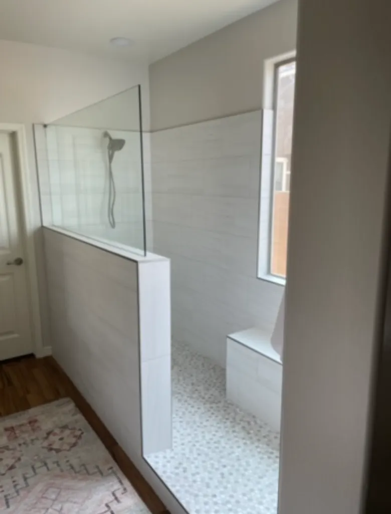 Professional bathroom remodeling contractor in Mesa, Arizona