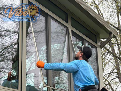 Screen Cleaning in WEST BLOOMFIELD, MI