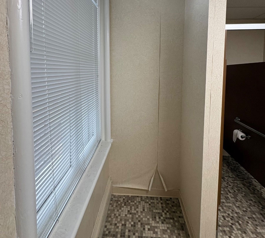 Peeling Wallpaper Before Removal and Replacement