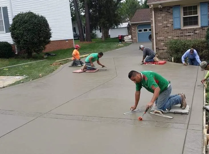 concrete driveway contractors near me