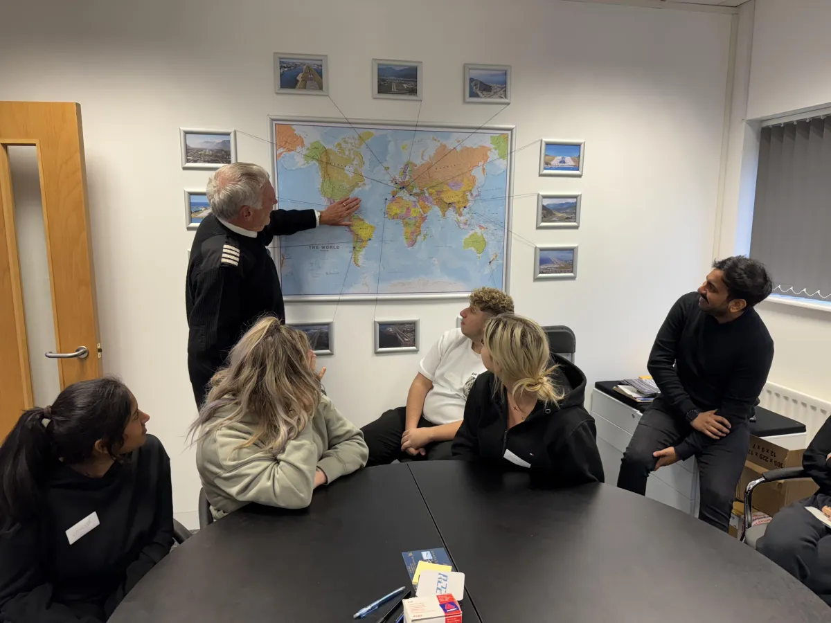 World map with airports