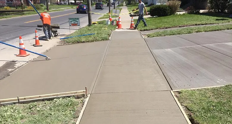 concrete driveway, Brant ON