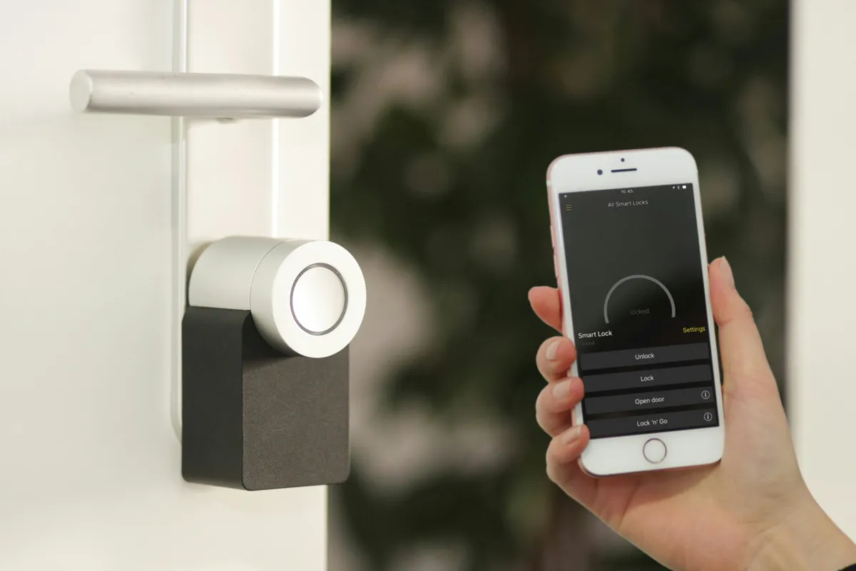 Smart lock with phone app