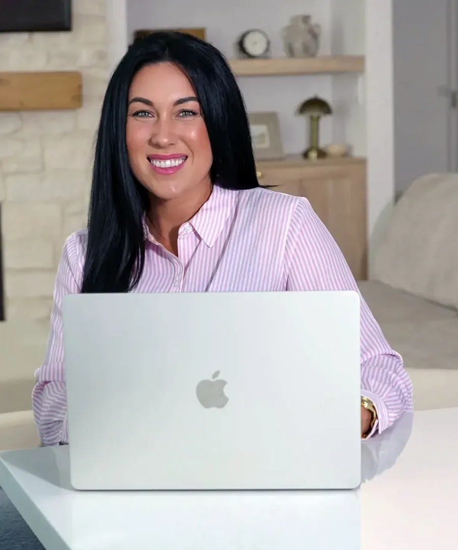 Katie Davis, independent Medicare insurance agent serving Sacramento and San Joaquin County